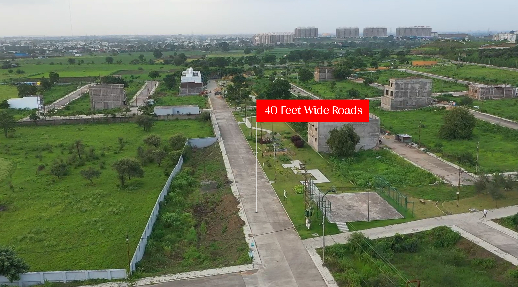 Silver Skypark Row 40 Feet Roads Picture