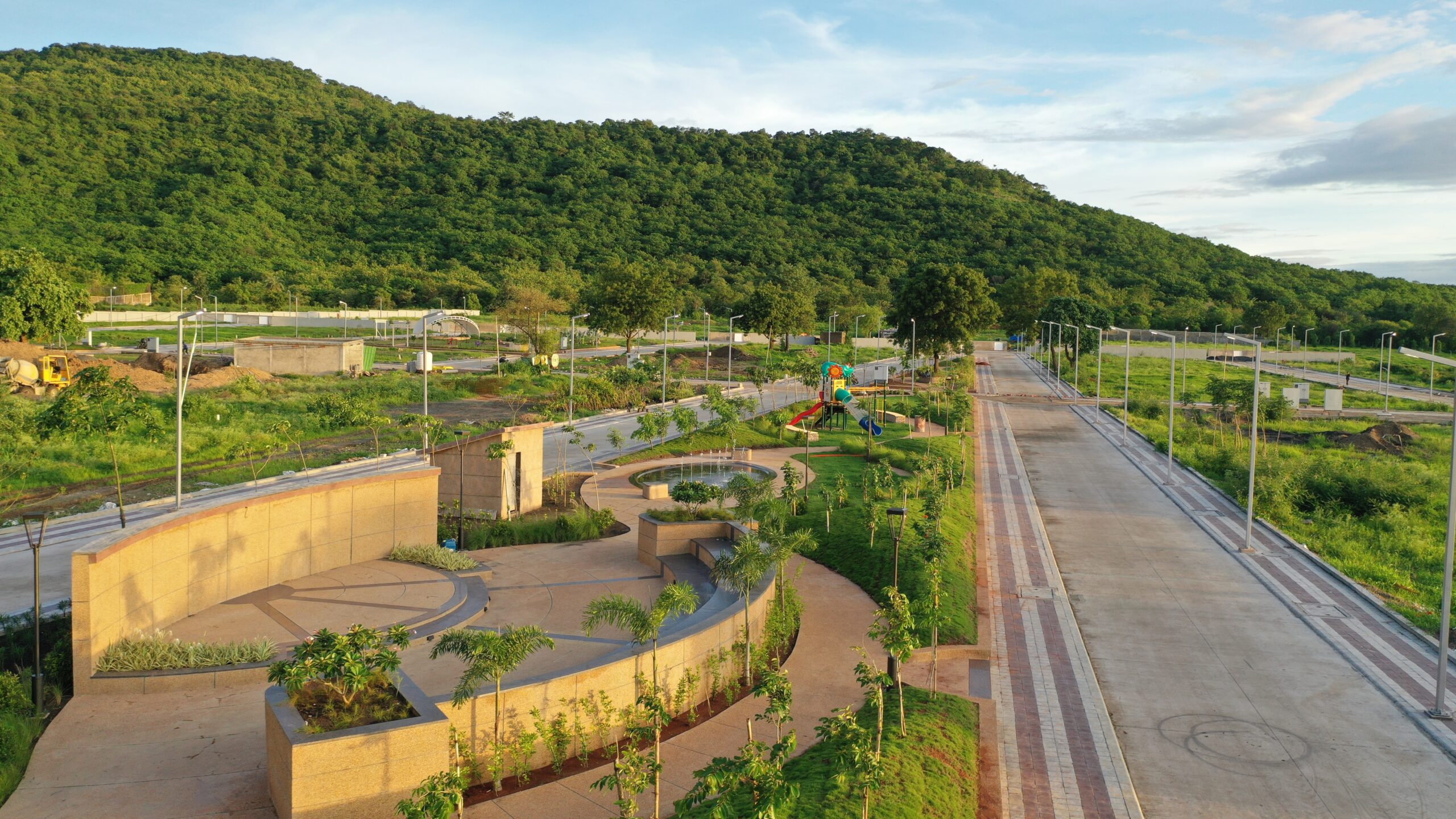Silver Woods garden facing plots